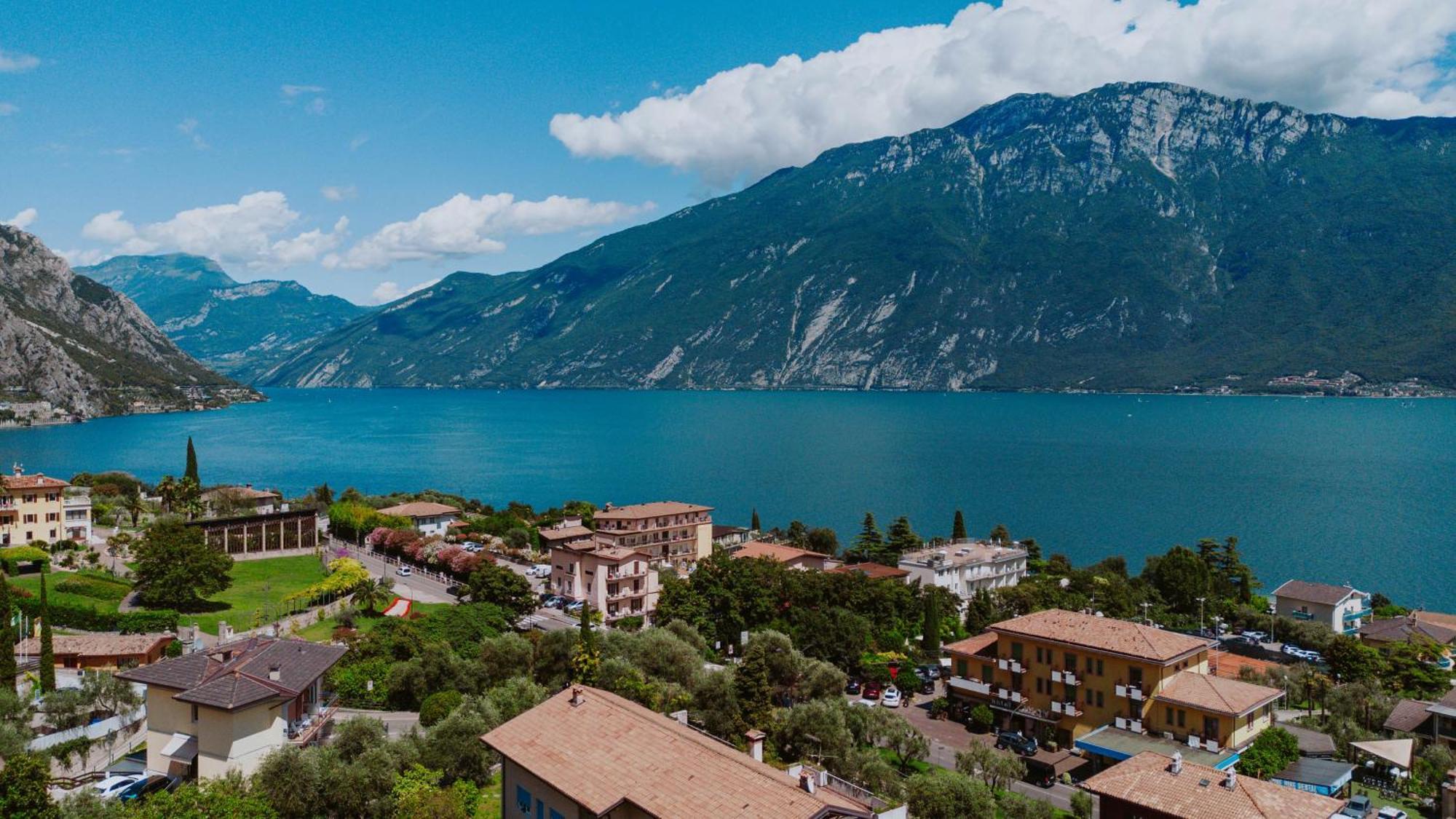 Hotel Limone Лимоне сул Гарда Екстериор снимка